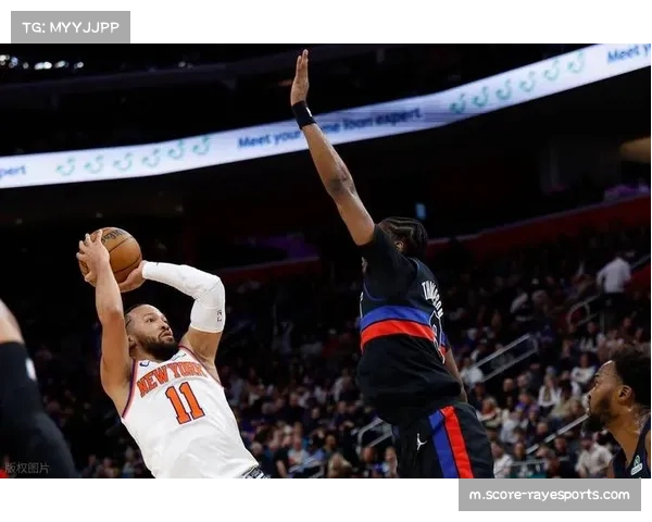 尼克斯三分火力全开 阿努诺比哈特锋线组合压制掘金侧翼 尼克斯三分火力全开 阿努诺比哈特锋线组合压制掘金侧翼